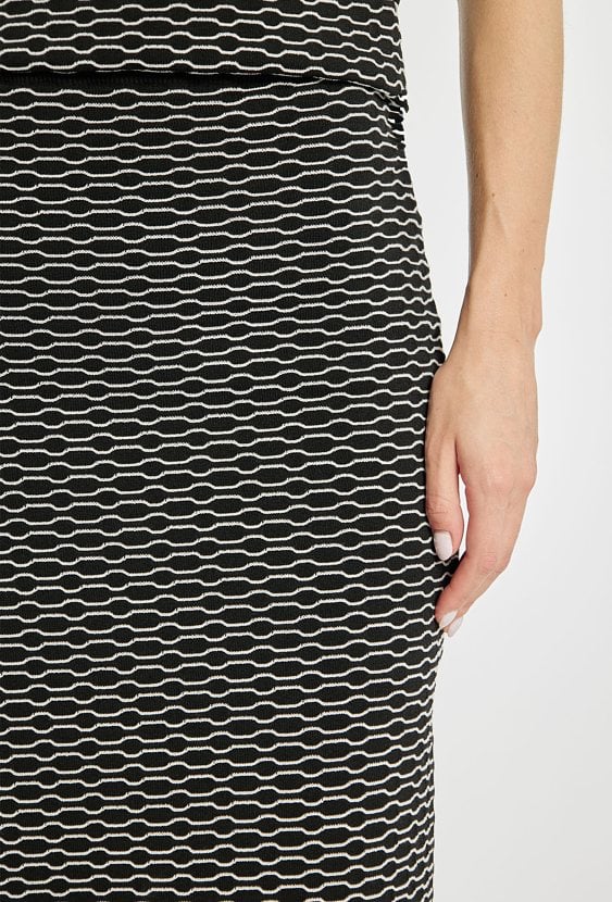 Ołówkowa spódnica