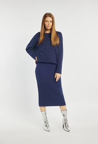 Spódnica o warkoczowym splocie