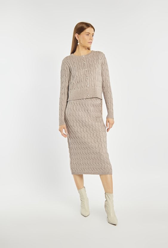 Spódnica o warkoczowym splocie