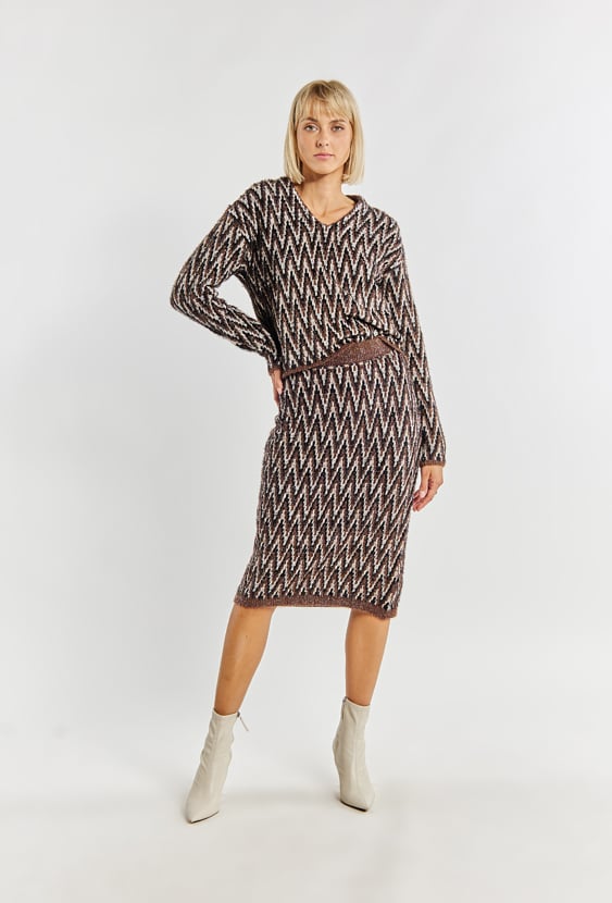 Sweter damski z krótkim włosiem