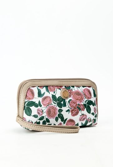 Urocza kosmetyczka damska