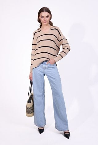 Sweter w paski