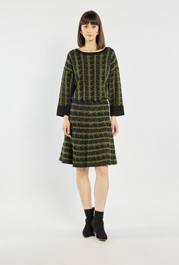 Spódnica do kolan z wzorem