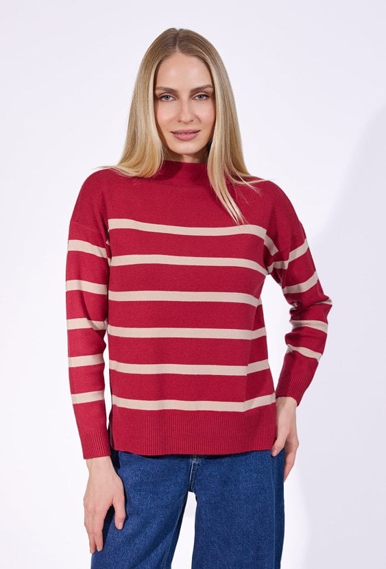 Sweter w paski