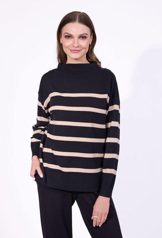 Sweter w paski