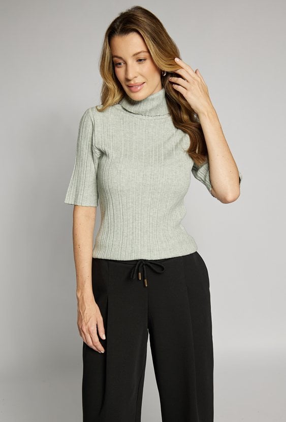 Sweter z golfem