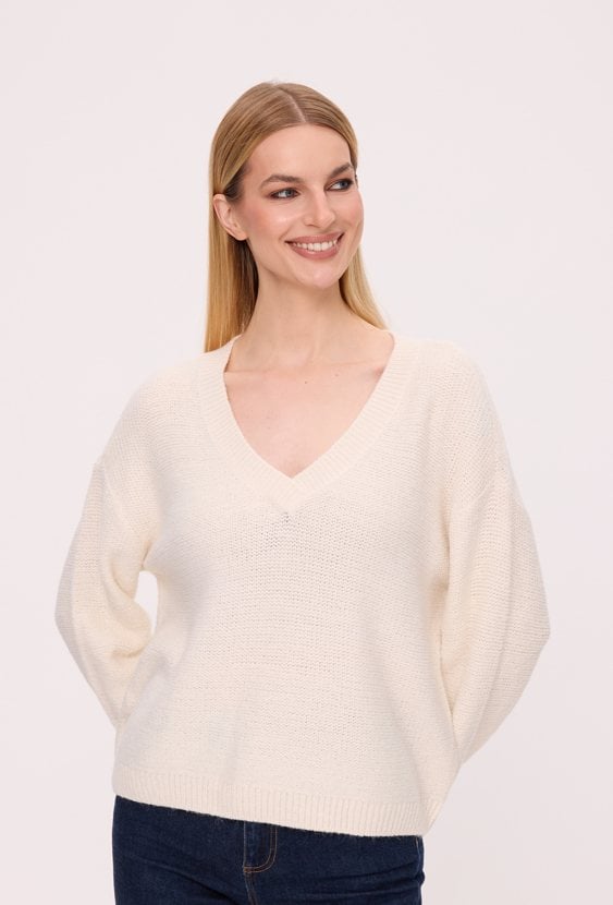 Sweter damski z dekoltem 