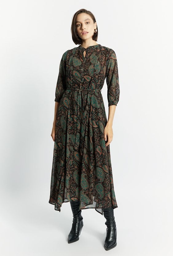 Wzorzysta sukienka midi