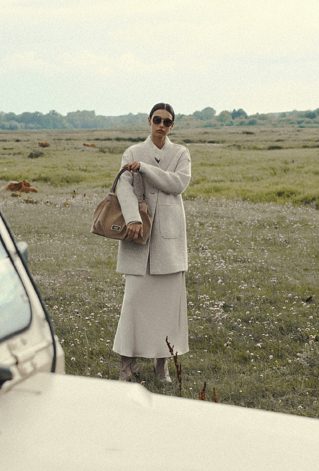 Satynowa spódnica midi