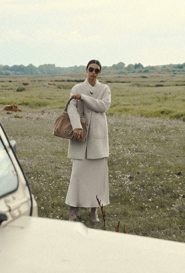 Satynowa spódnica midi