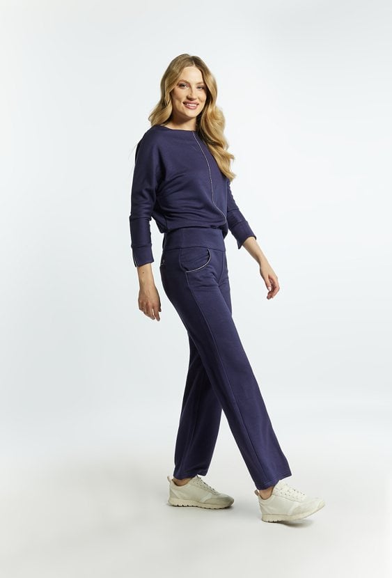 Spodnie damskie z szerokimi nogawkami