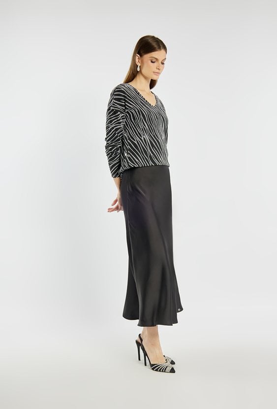 Satynowa spódnica midi