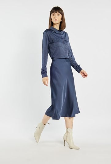 Satynowa spódnica midi