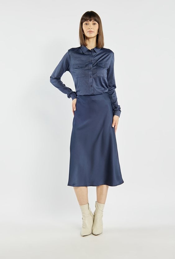 Satynowa spódnica midi