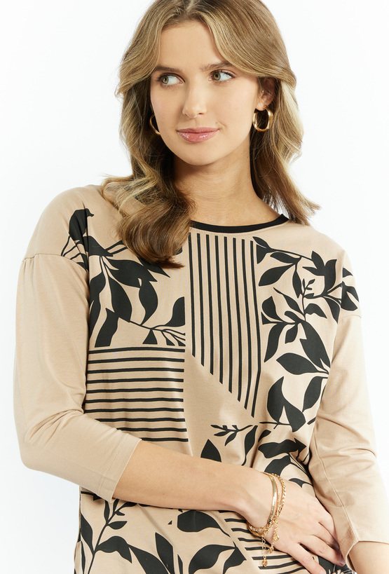 T-shirt damski z wzorem