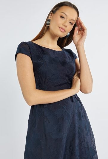 Elegancka sukienka midi