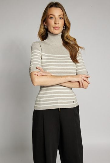 Sweter damski z golfem
