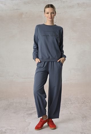 Spodnie z szeroka nogawką