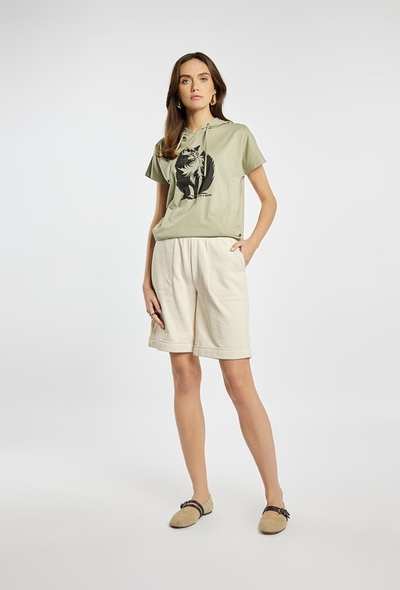 Luźny T-shirt z kapturem