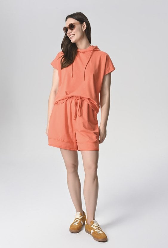 Bawełniane szorty w pomarańczowym kolorze