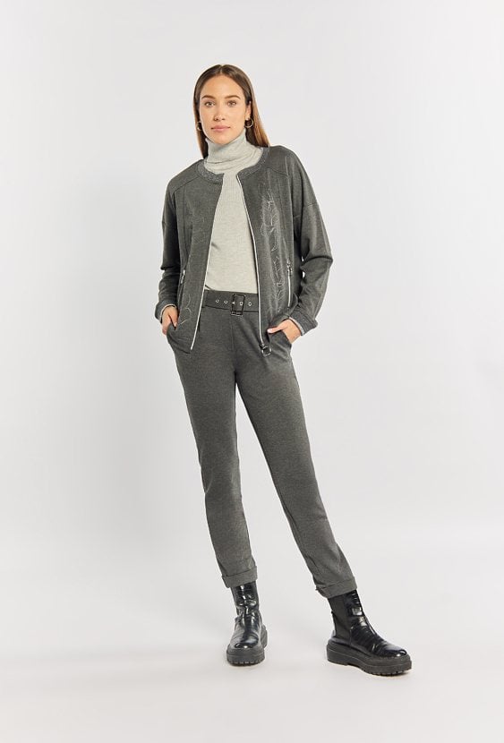 Spodnie damskie z paskiem