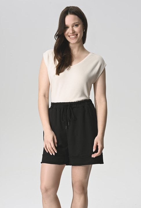 Bawełniane szorty w czarnym kolorze