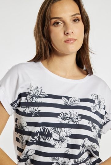 T-shirt w paski