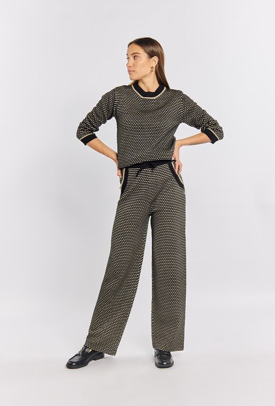 Stylowe spodnie z połyskiem