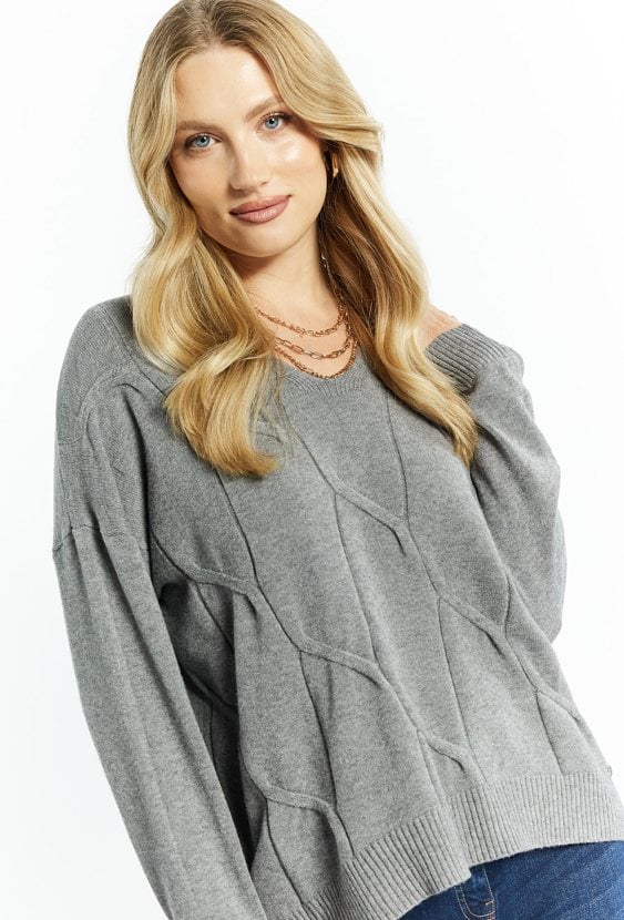 Oversizowy sweter w serek