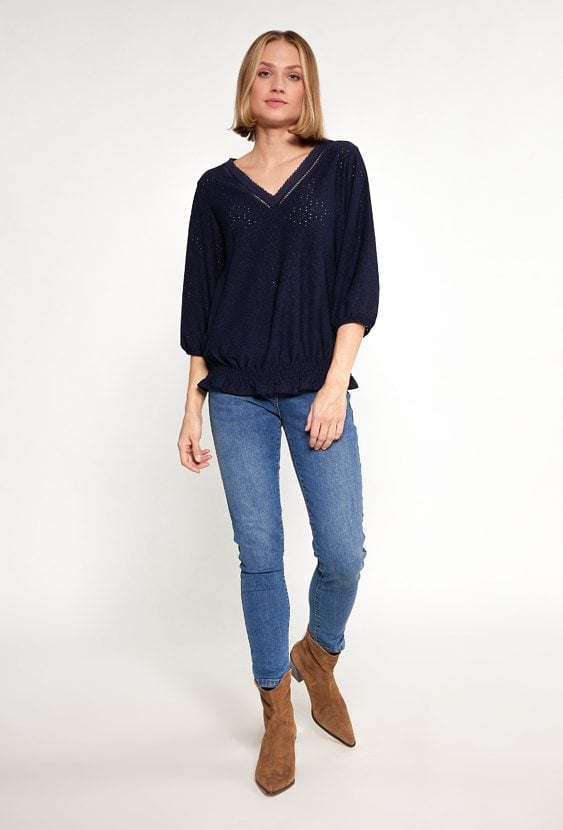 Ażurowa bluzka ze ściągaczem