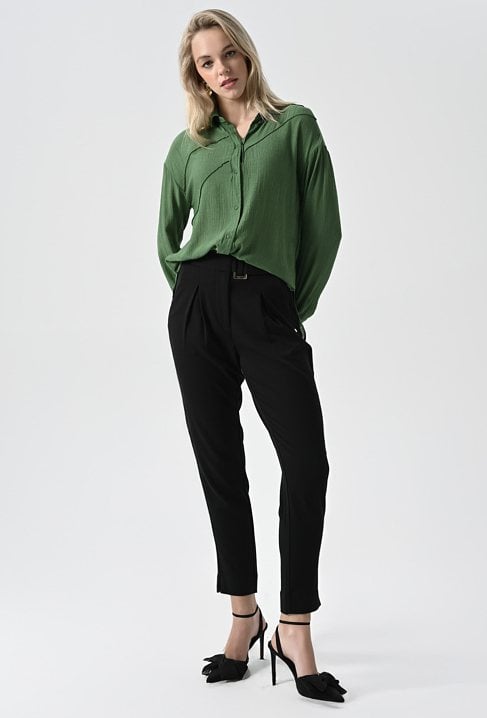 Klasyczne spodnie z wysokim stanem