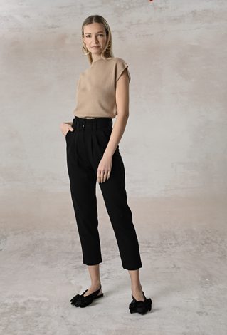 Czarne spodnie z wysokim stanem