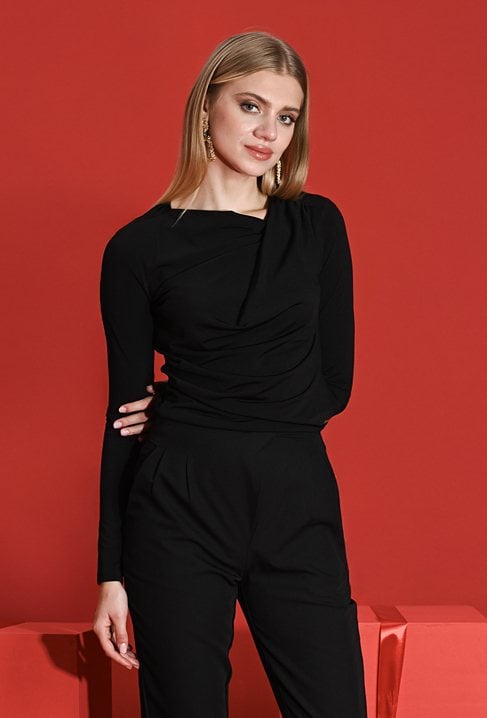 Bluzka z lejącym dekoltem