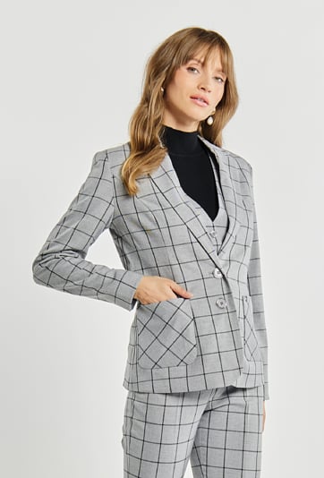 Marynarka o klasycznym kroju