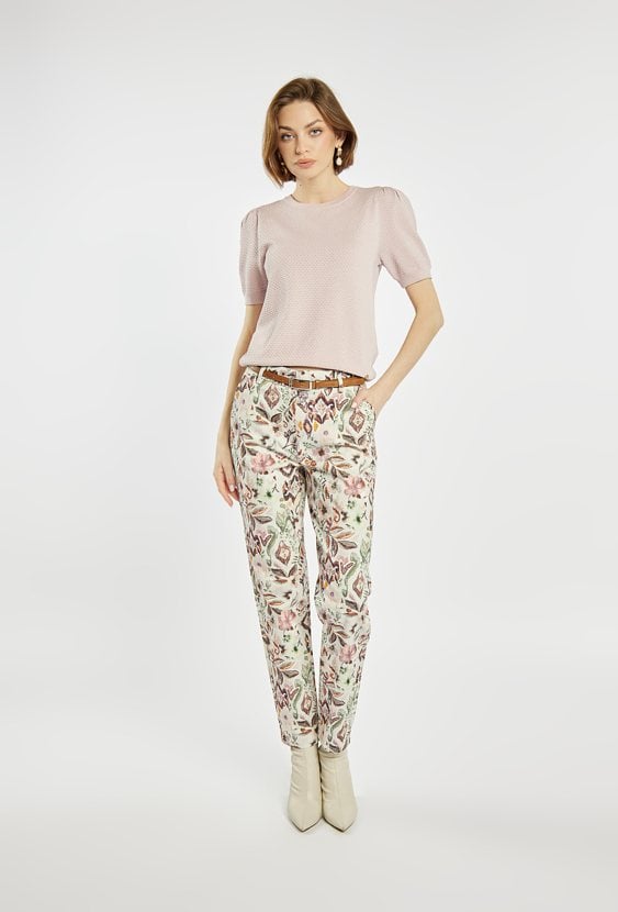 Sweter z bufiastymi rękawami