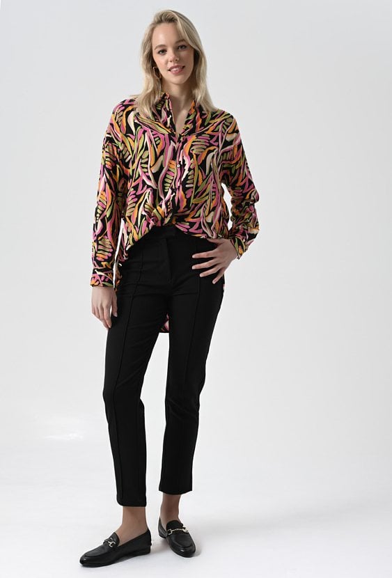 Czarne proste spodnie z wysokim stanem