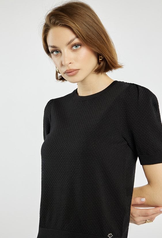 Sweter z bufiastymi rękawami