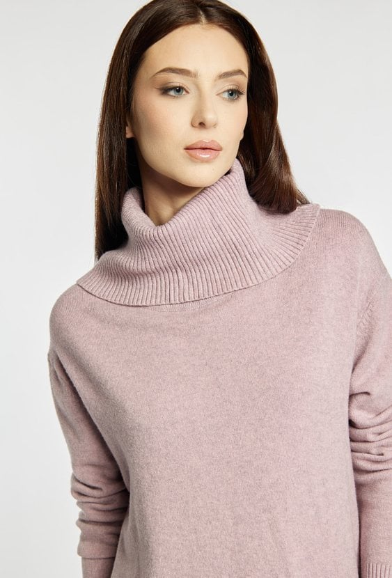 Sweter damski z golfem