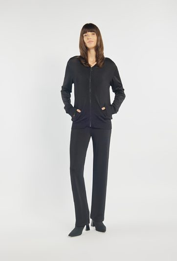 Sweter o kroju bluzy