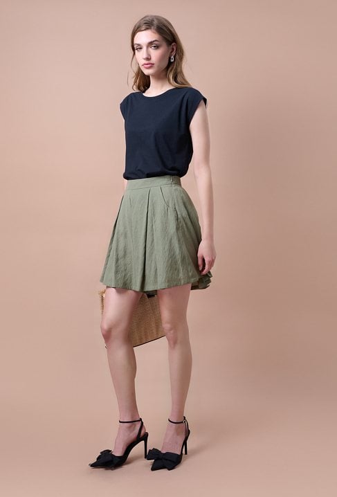 Szorty z szeroką nogawką