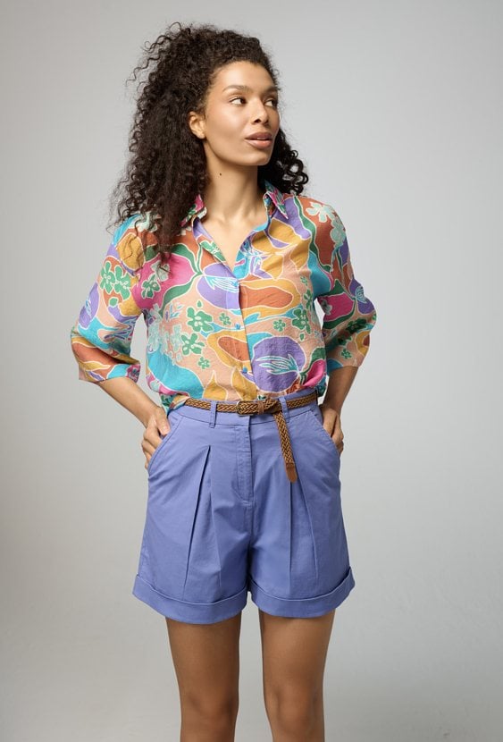 Niebieskie bawełniane szorty z paskiem