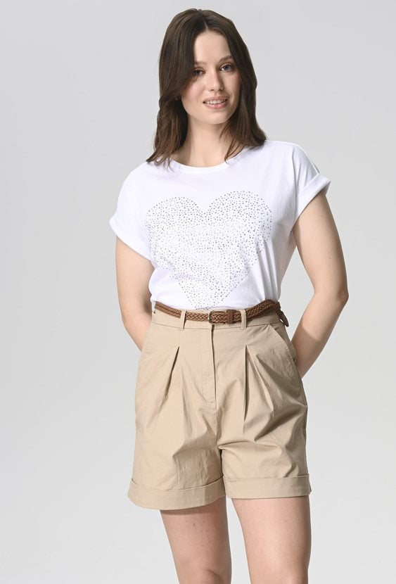 Beżowe bawełniane szorty z paskiem