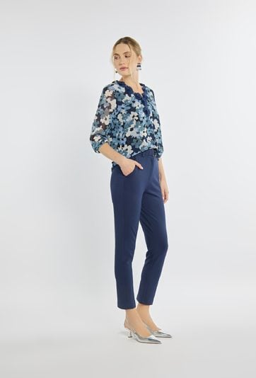 Eleganckie spodnie z paskiem