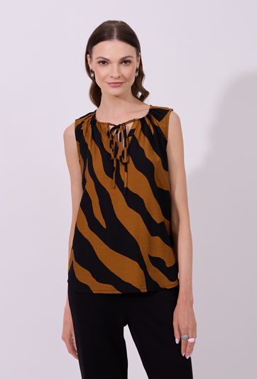 Bluzka z wyrazistym wzorem