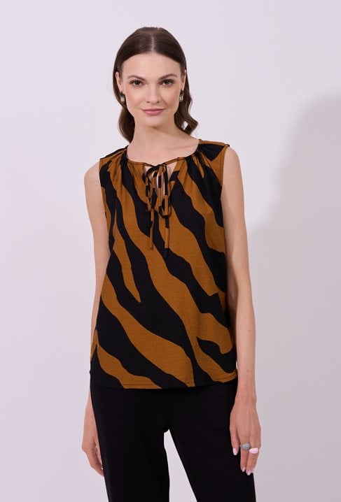 Bluzka z wyrazistym wzorem