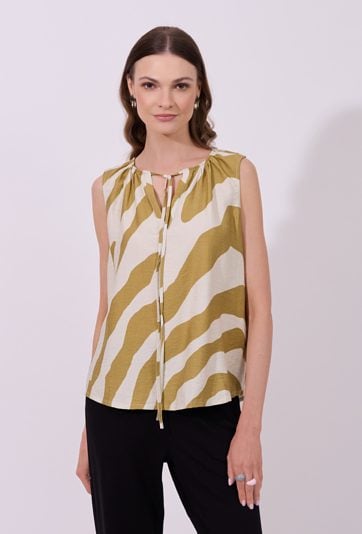 Bluzka z wyrazistym wzorem