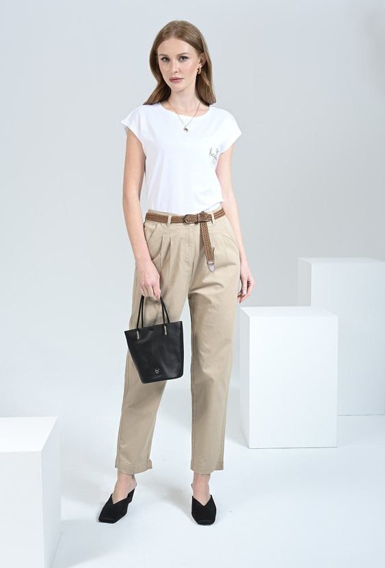 Beżowe cygaretki z bawełny