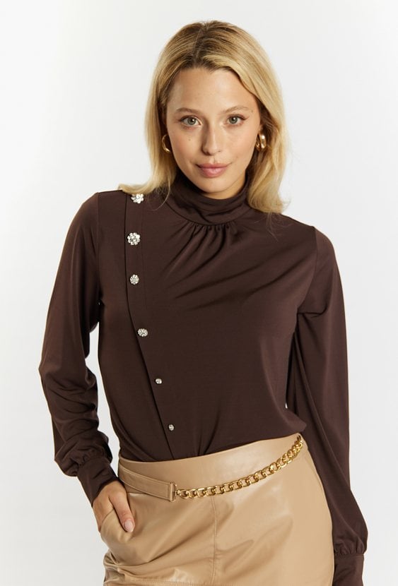 Bluzka ze zdobieniem