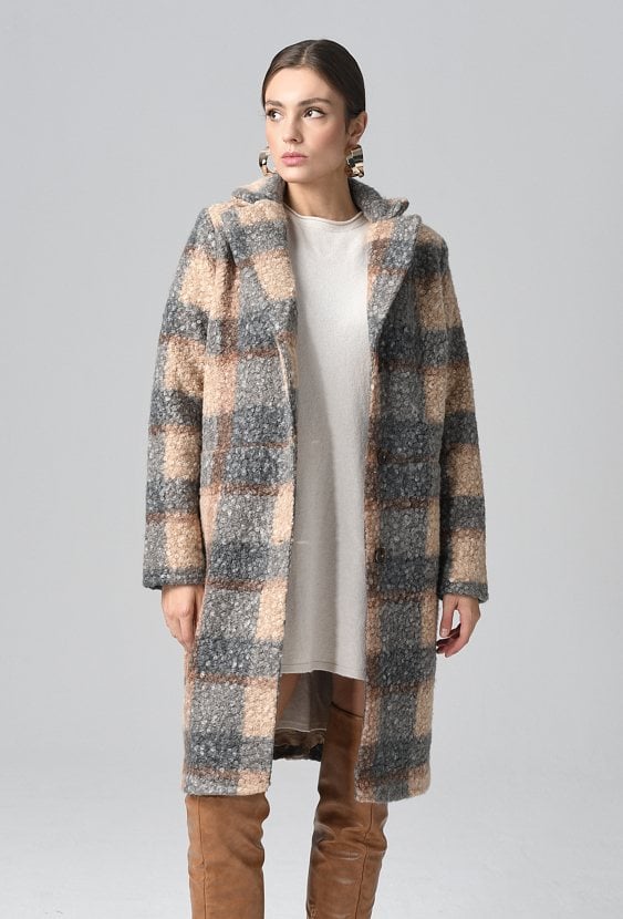 Płaszcz damski w kratę