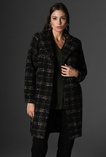 Płaszcz damski w kratę